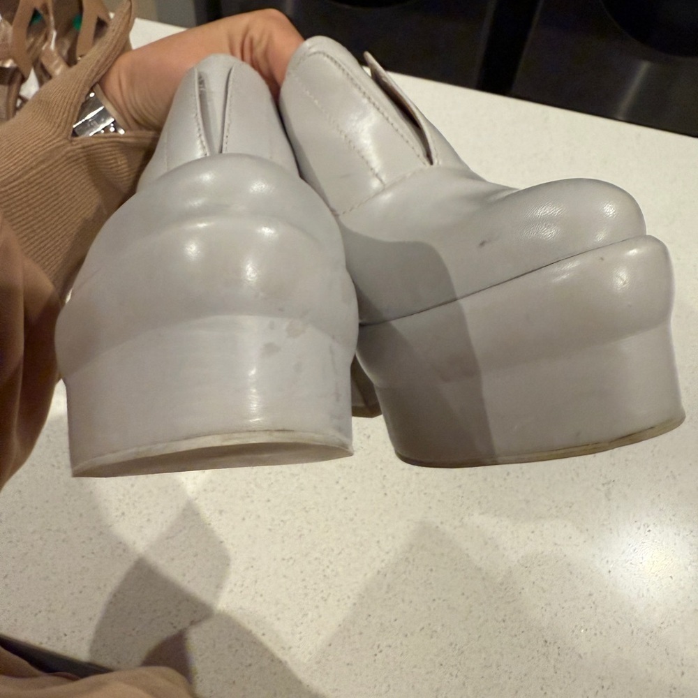 & Other Stories Cream Leather Shoes - Picture 8 of 10